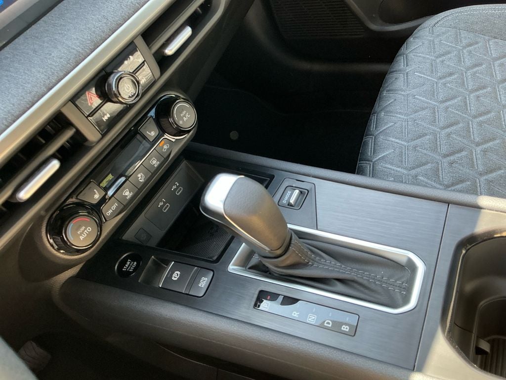 2027 Nissan Kicks SV