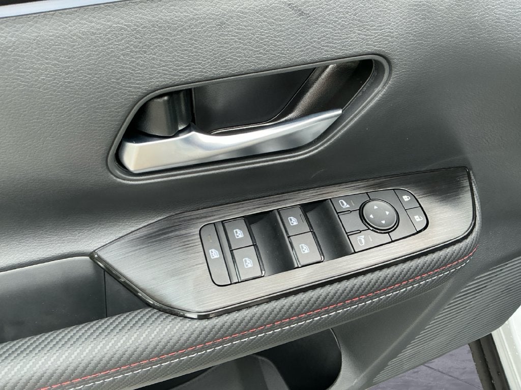 2027 Nissan Kicks SR