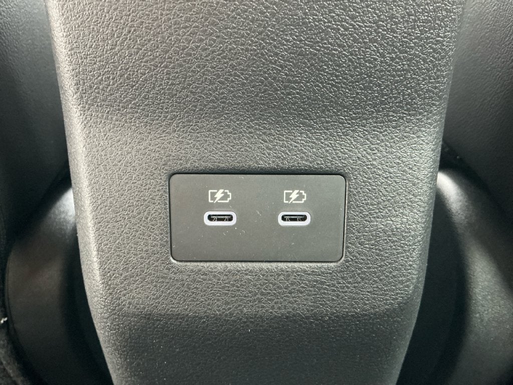 2027 Nissan Kicks SR
