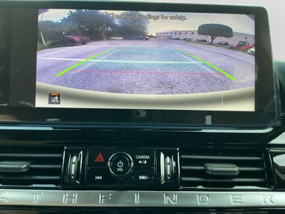 2026 Nissan Pathfinder SV