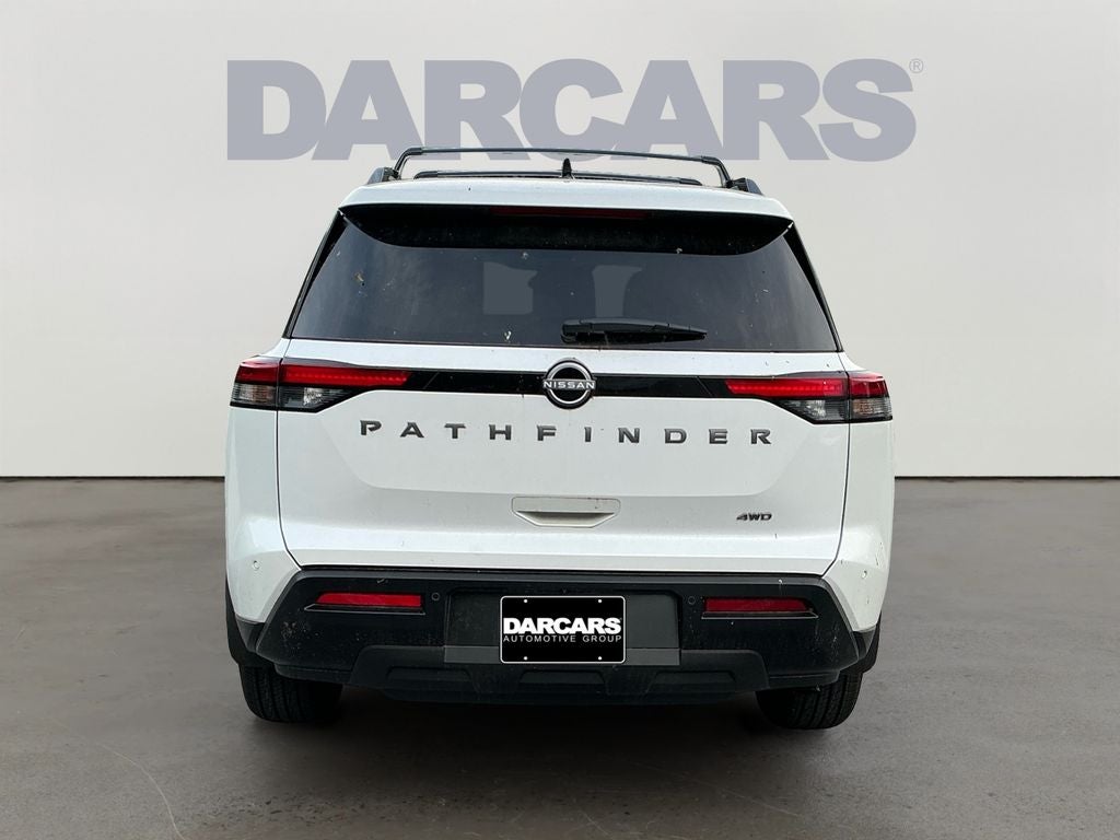 2026 Nissan Pathfinder SV