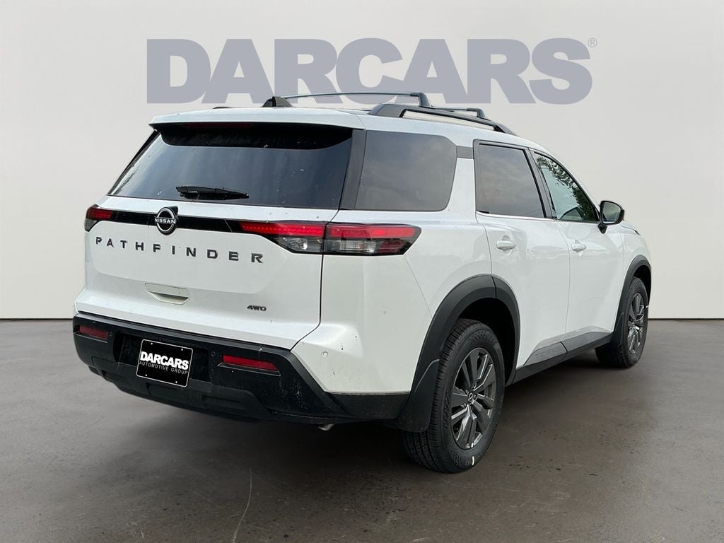 2026 Nissan Pathfinder SV