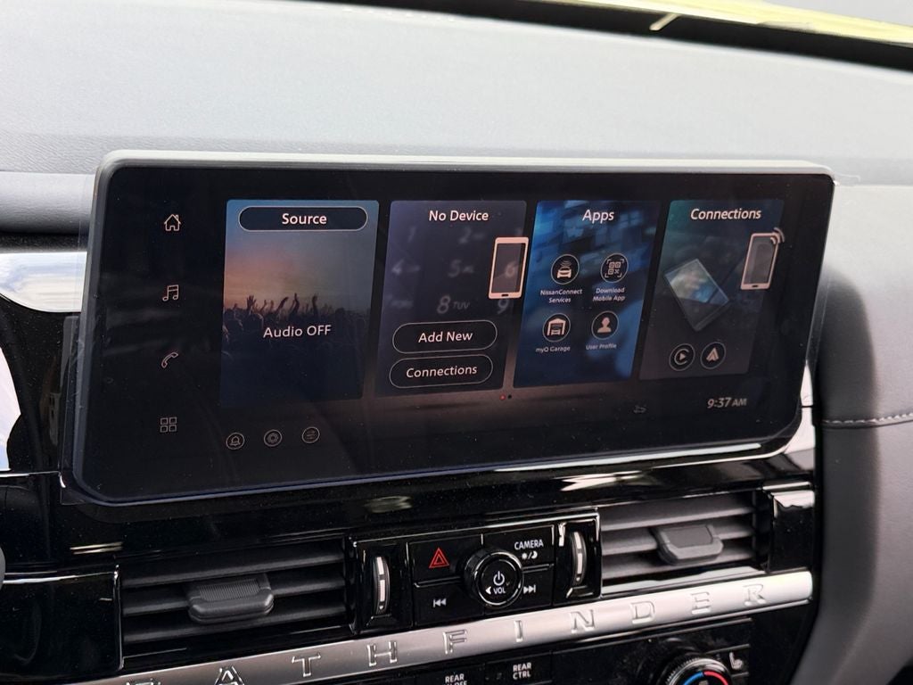 2026 Nissan Pathfinder SV