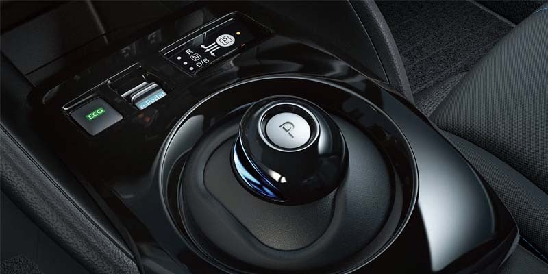 2024 Nissan LEAF Center Console College Park, MD